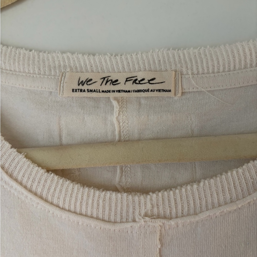 We The Free Women’s Oversized Muscle Tank With Center Seam - Picture 4 of 4